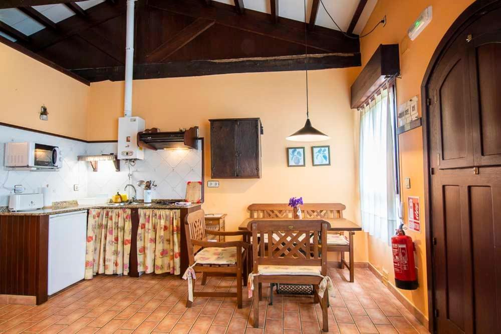 Apartamentos El Cueto Oviñana المظهر الخارجي الصورة